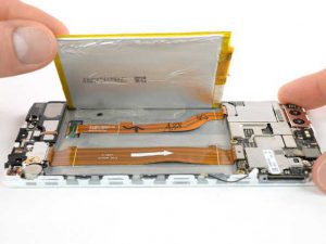 آموزش تعویض باتری هوآوی P8